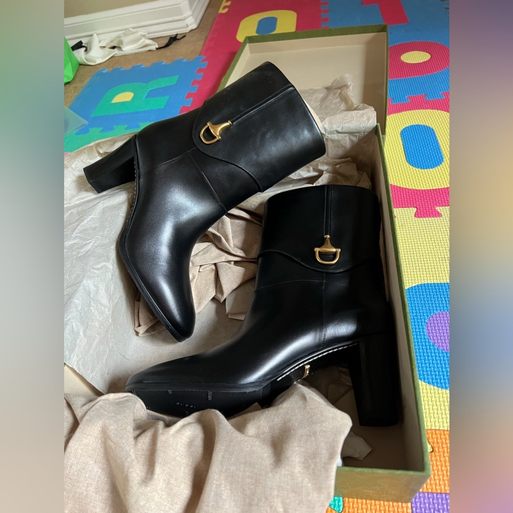 NWT #718363 Gucci Elizabeth ankles boots black